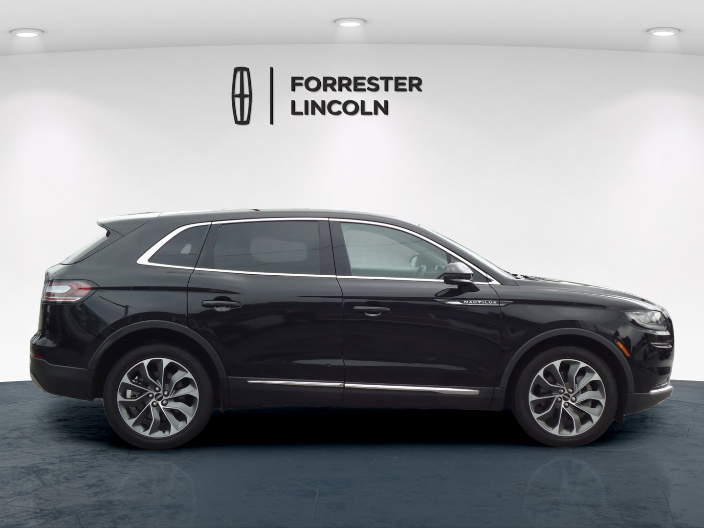 Used 2023 Lincoln Nautilus Reserve SUV