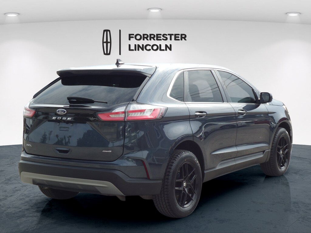 Used 2024 Ford Edge SEL SUV