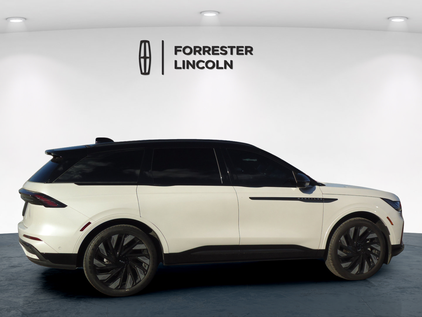 Certified 2024 Lincoln Nautilus Reserve SUV