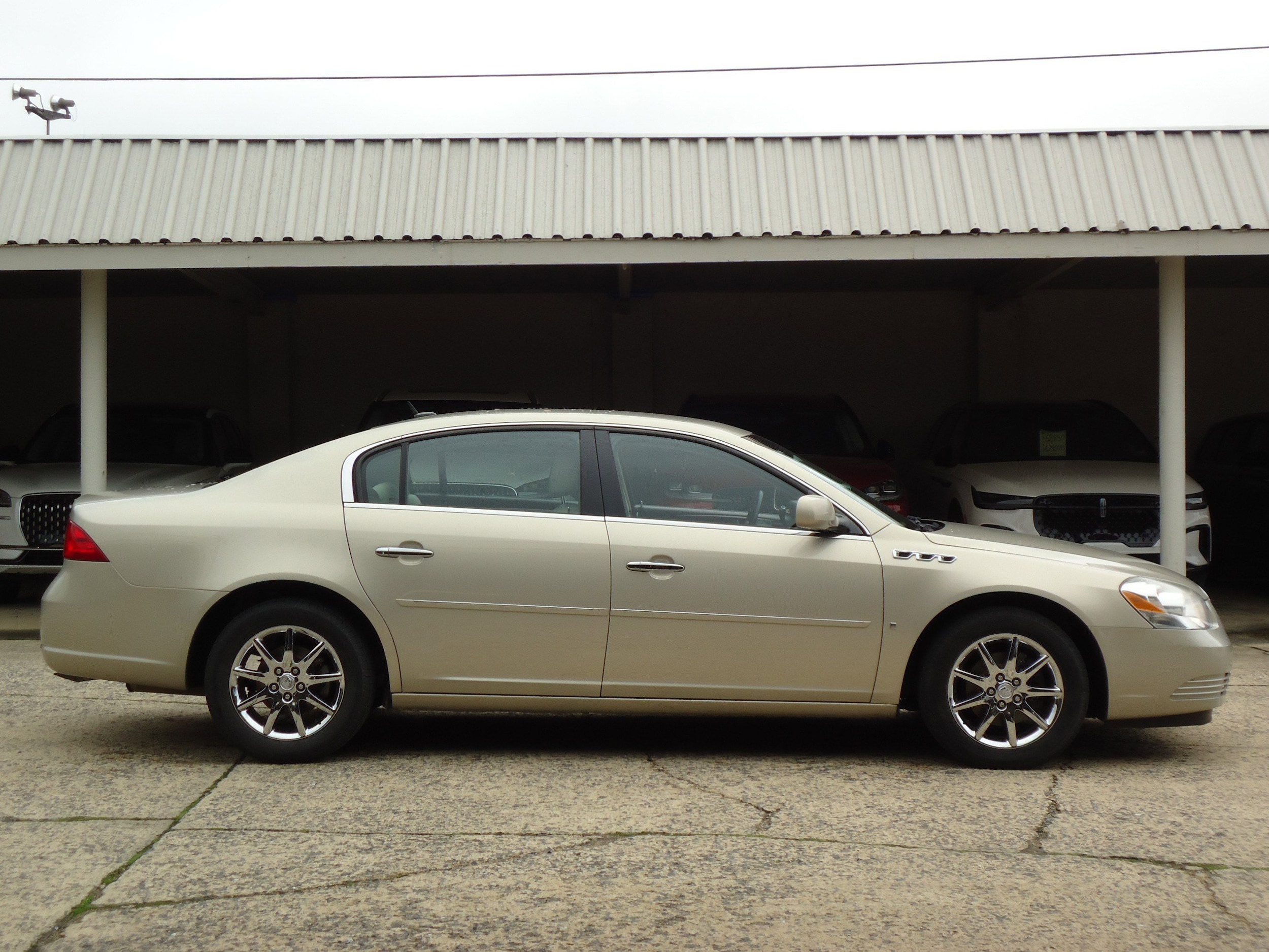 Used 2008 Buick Lucerne CXL with VIN 1G4HD57218U203703 for sale in Chambersburg, PA