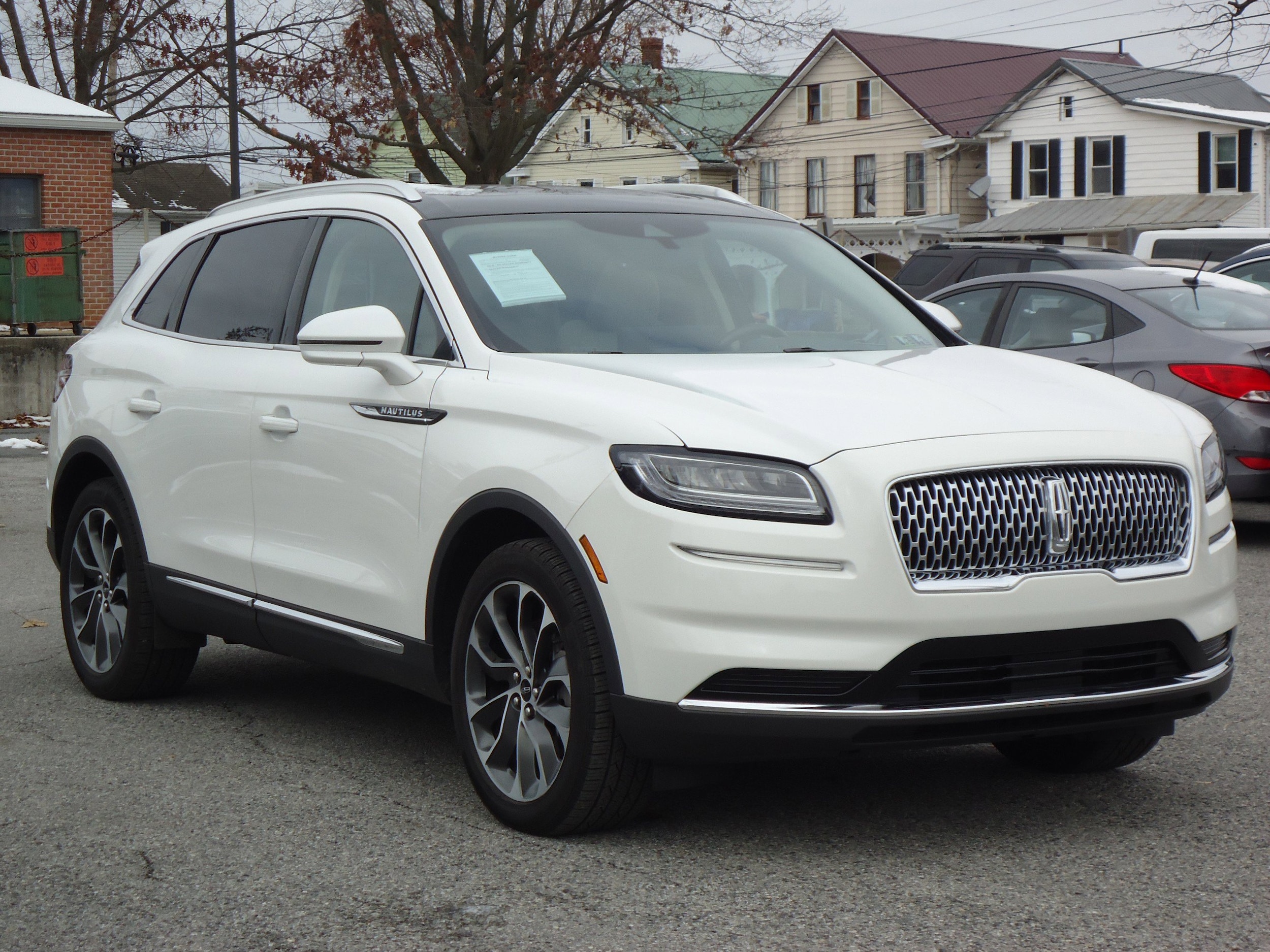 2021 Lincoln Nautilus Reserve's photo