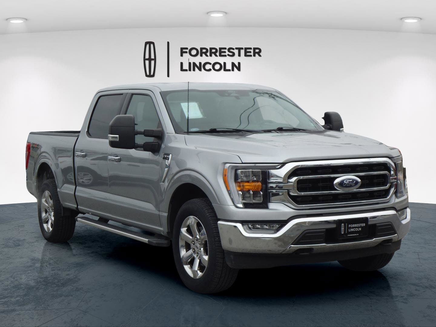 2022 Ford F-150 XLT's photo