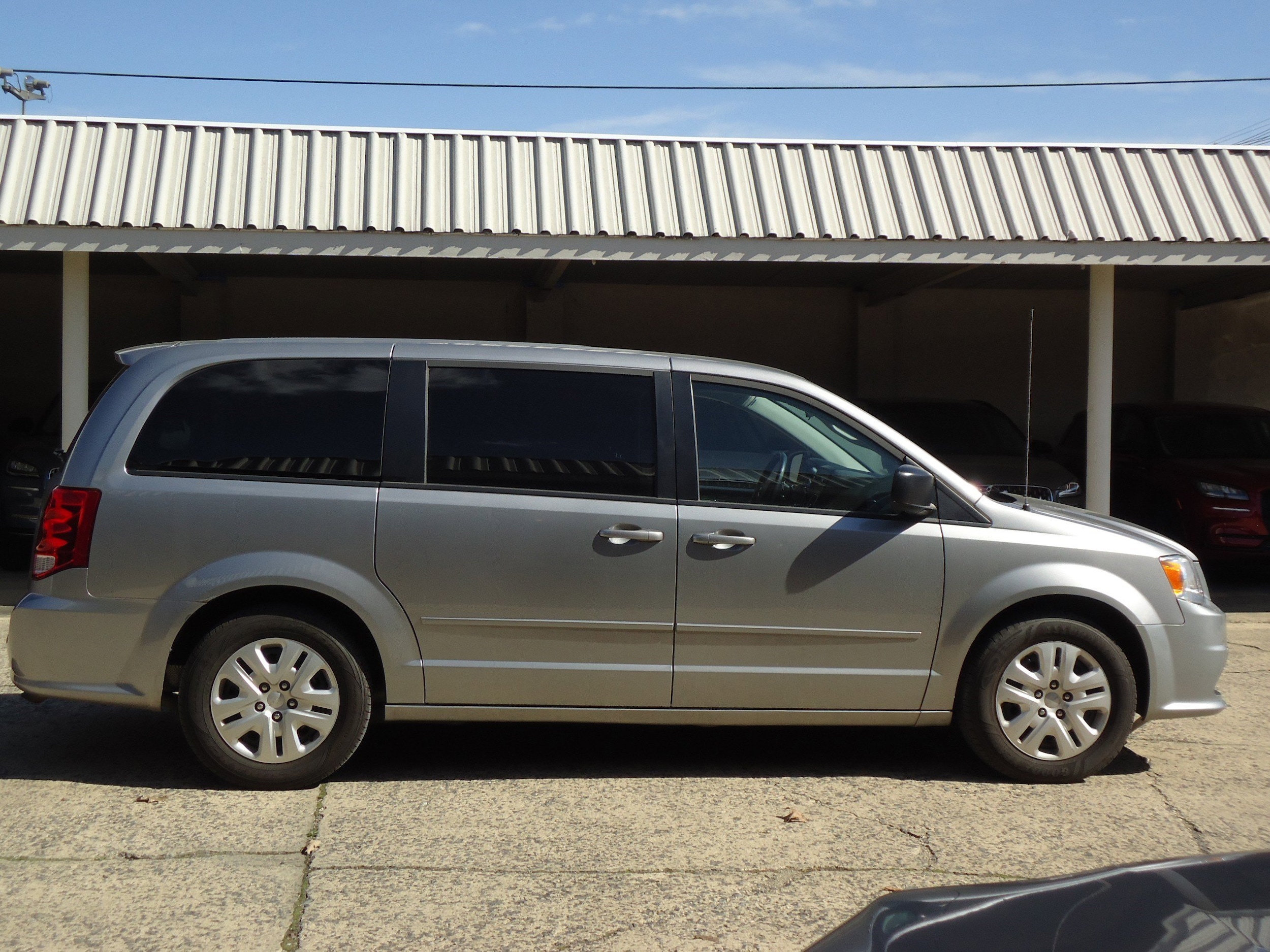 Used 2016 Dodge Grand Caravan SE with VIN 2C4RDGBG2GR350664 for sale in Chambersburg, PA
