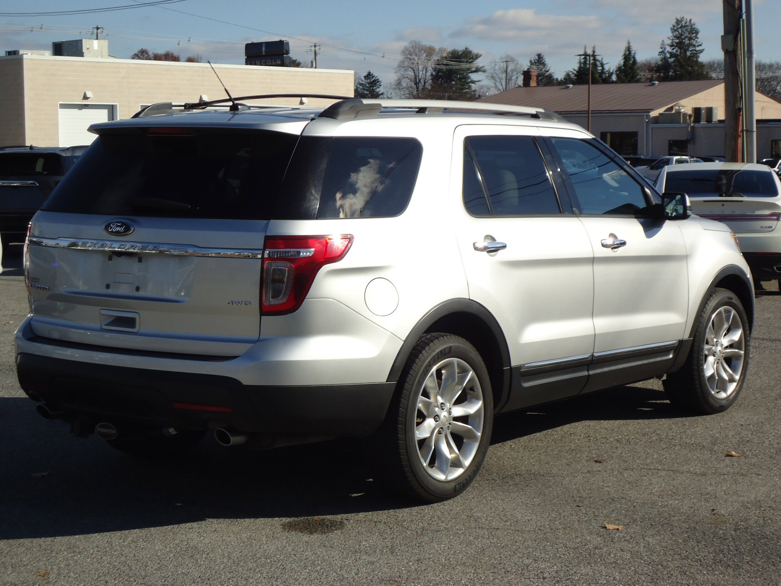 2013 Ford Explorer Limited photo 3