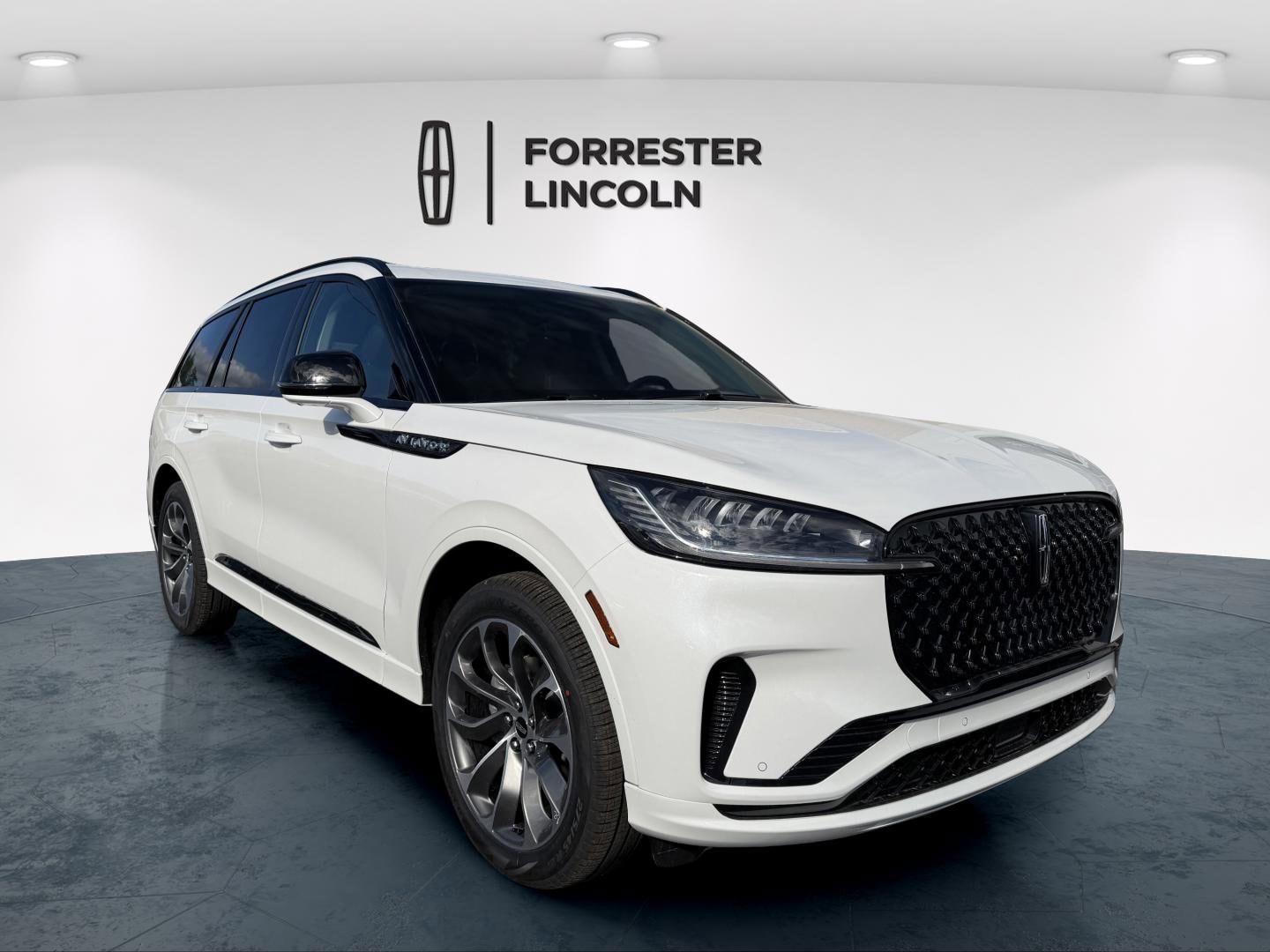 2026 Lincoln Aviator Premiere AWD's photo