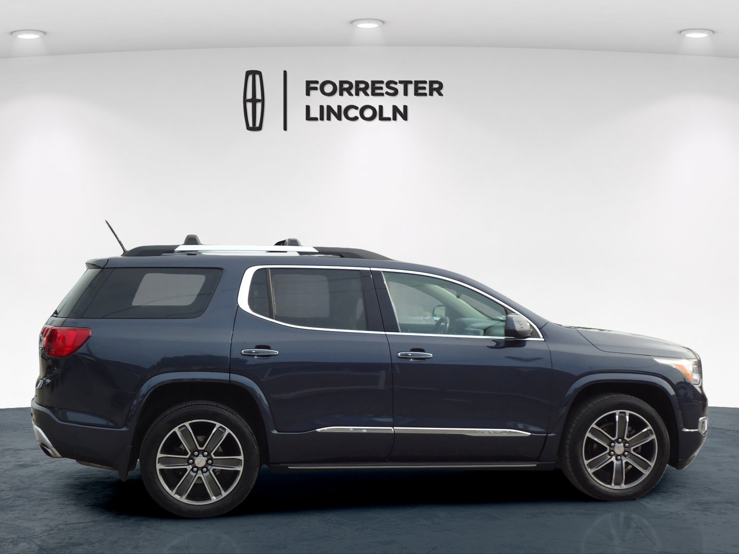 Used 2018 GMC Acadia Denali with VIN 1GKKNXLS2JZ214974 for sale in Chambersburg, PA