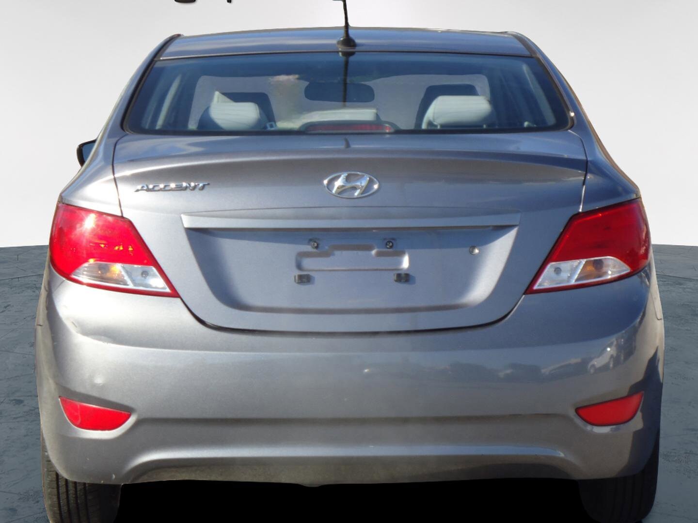 2016 Hyundai Accent GS GLS photo 4