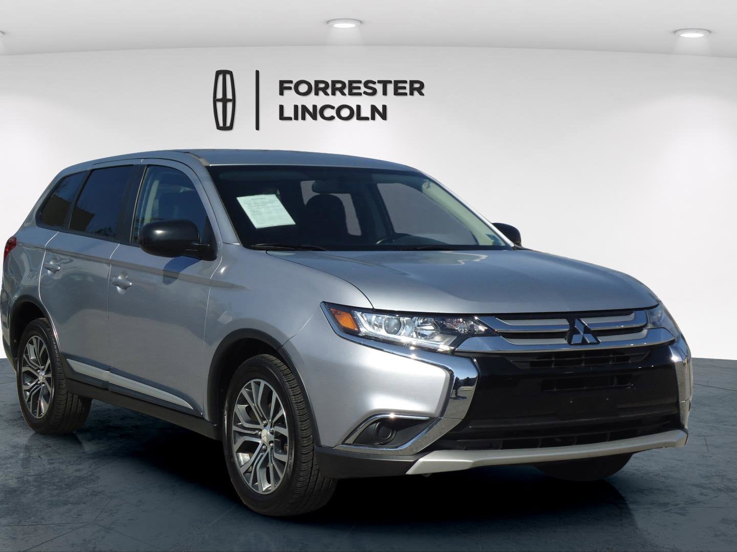 2016 Mitsubishi Outlander ES