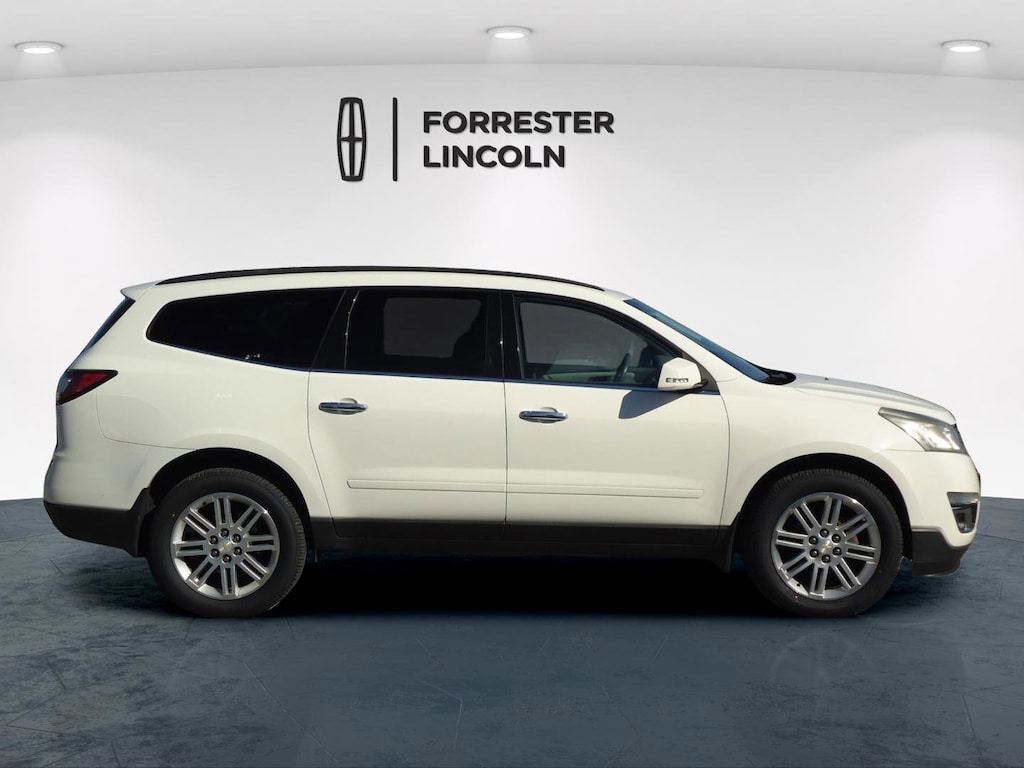 Used 2015 Chevrolet Traverse LT SUV
