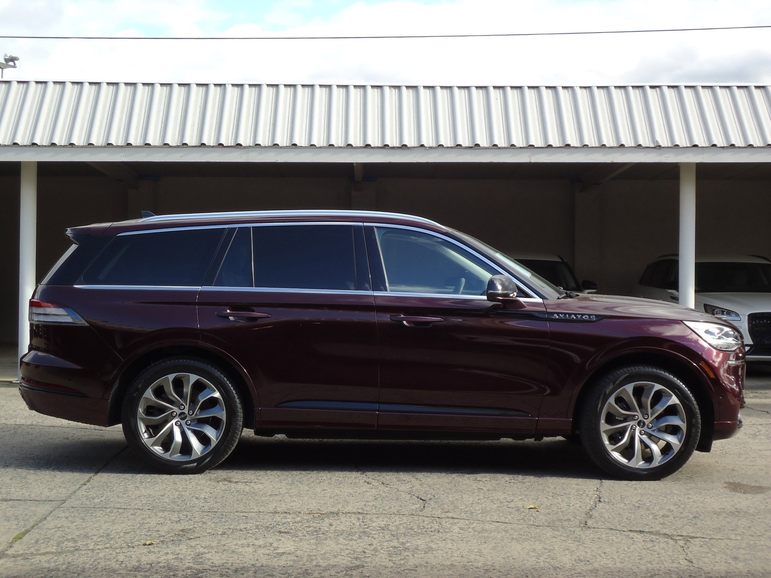 Used 2021 Lincoln Aviator Grand Touring with VIN 5LMYJ8XY7MNL02591 for sale in Chambersburg, PA