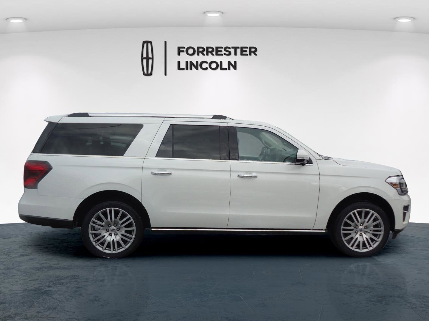 2023 Ford Expedition MAX Limited photo 2