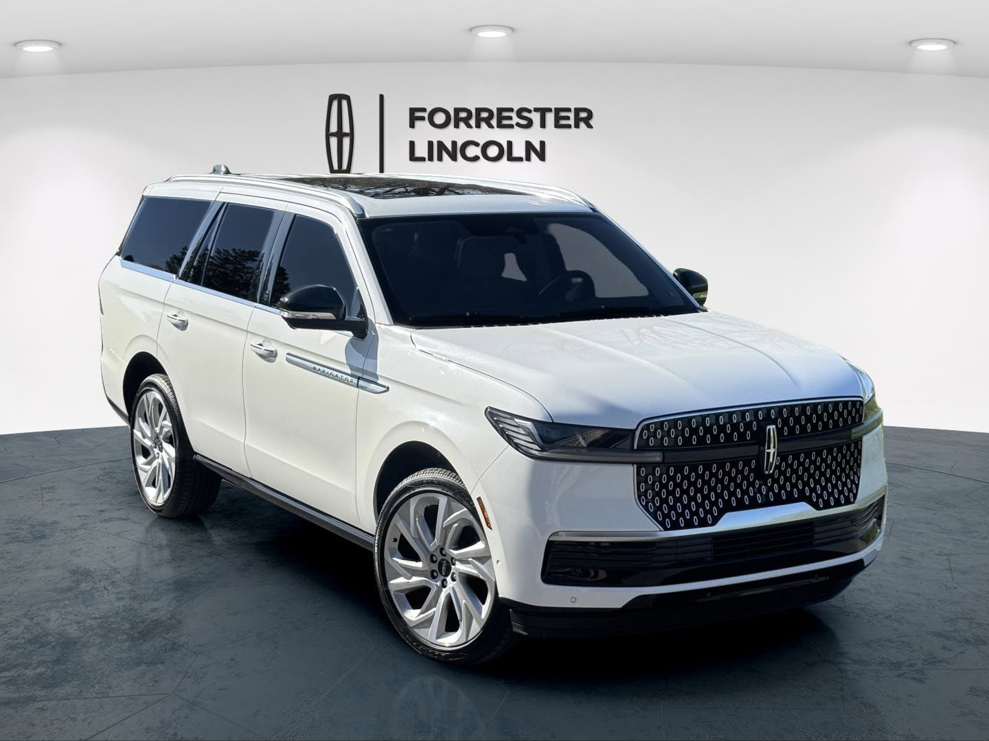 2025 Lincoln Navigator Reserve's photo