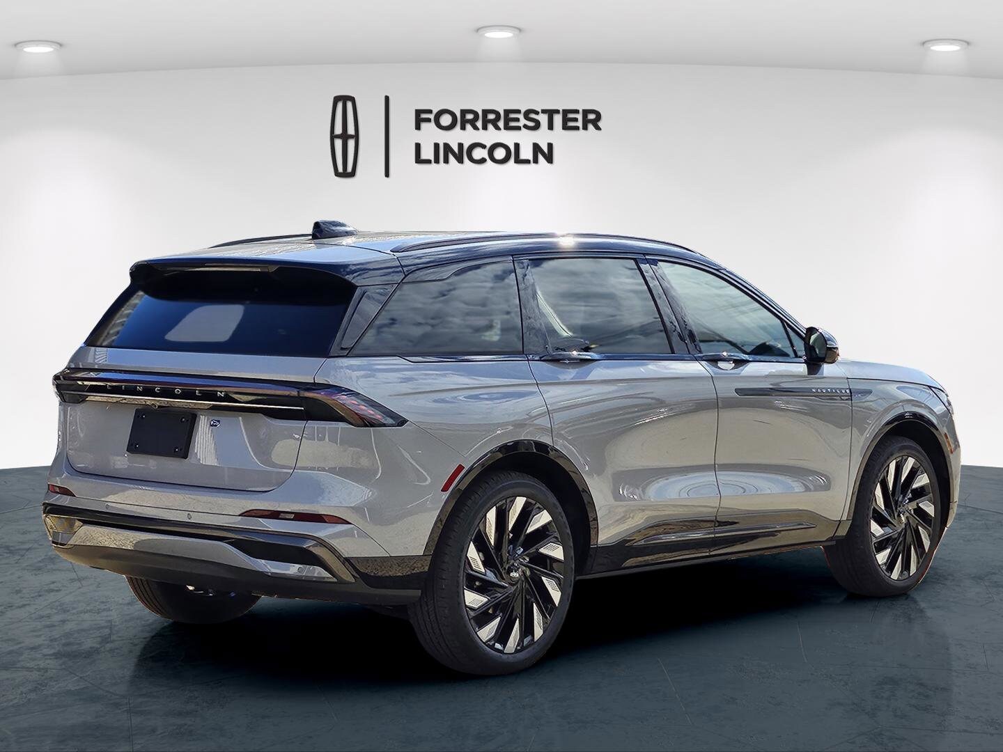 2026 Lincoln Nautilus Reserve photo 3