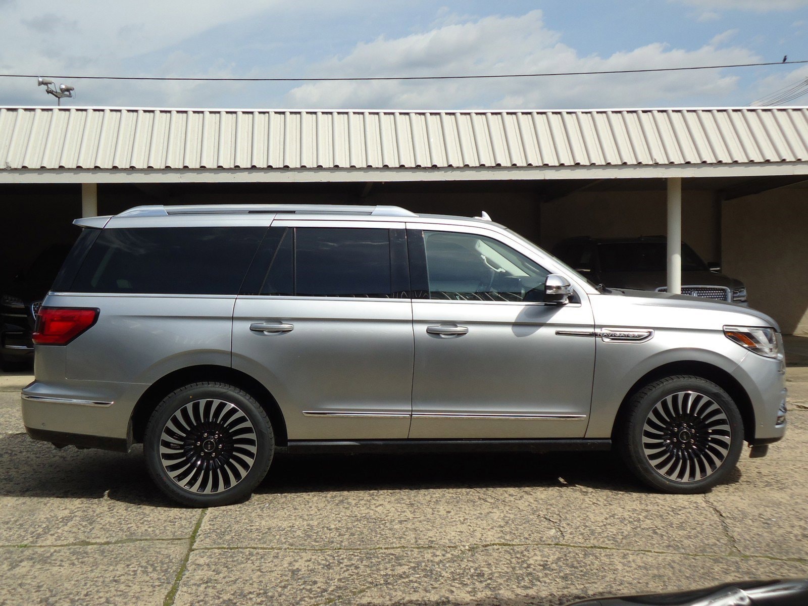 Used 2020 Lincoln Navigator Black Label with VIN 5LMJJ2TT0LEL20647 for sale in Chambersburg, PA