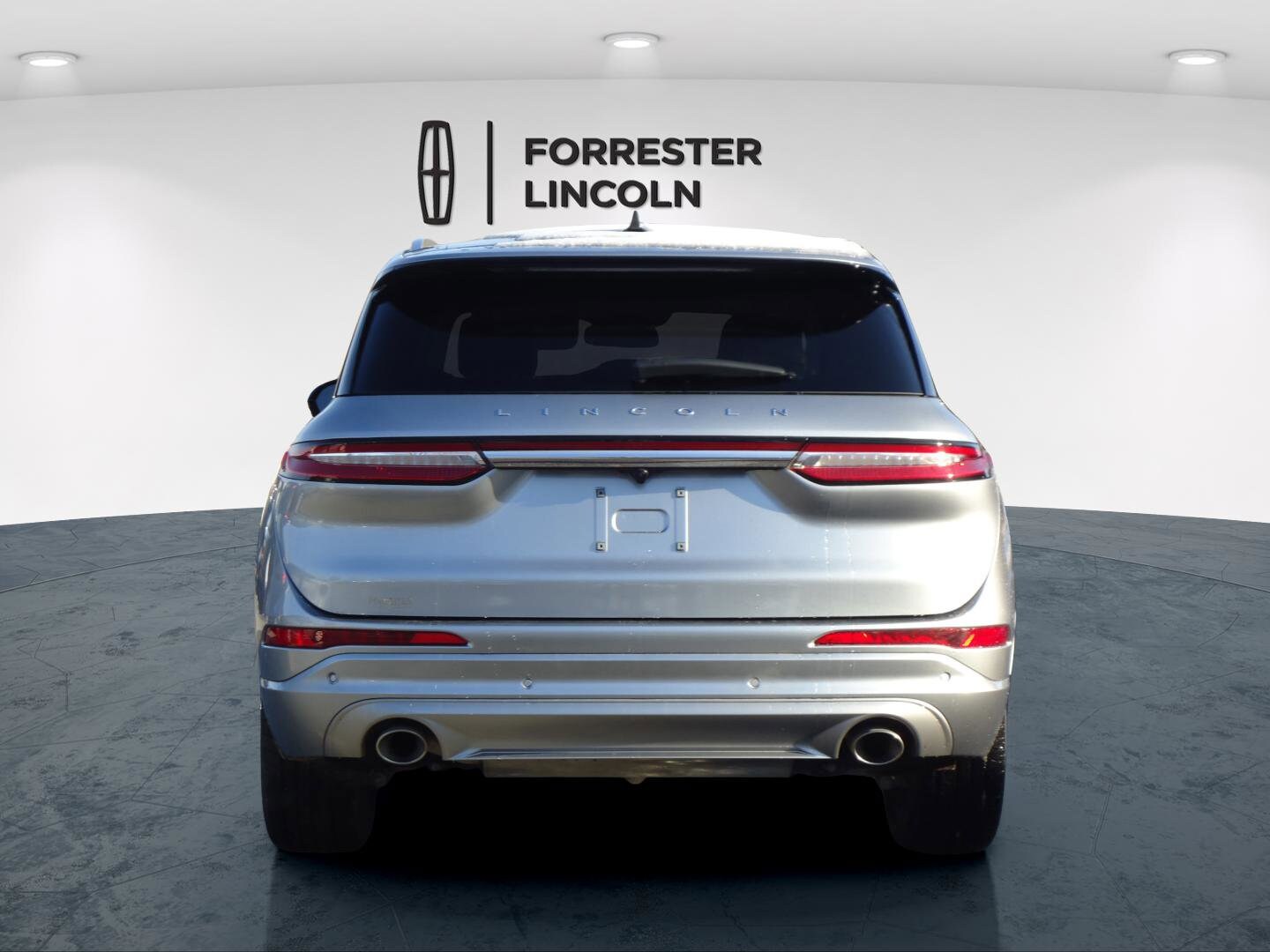 2022 Lincoln Corsair Standard photo 4