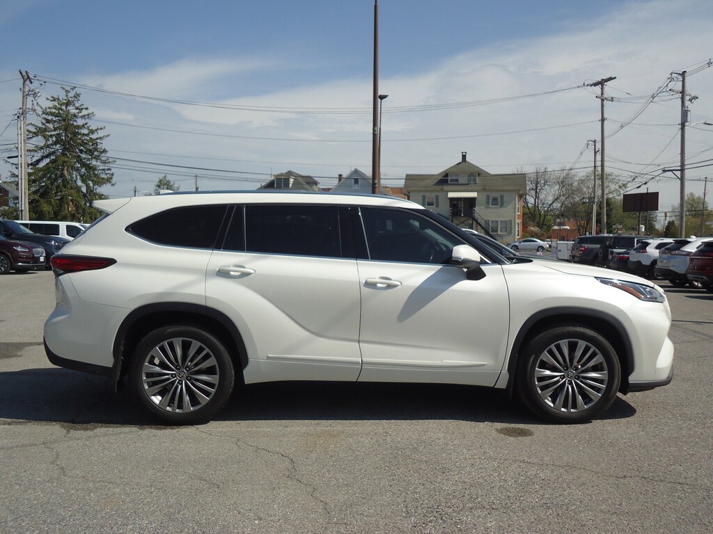 Used 2020 Toyota Highlander Platinum SUV