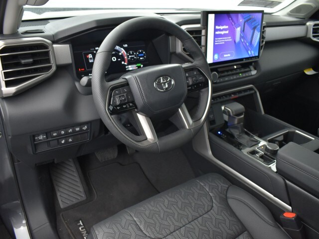 2023 Toyota Tundra Limited - Photo 14