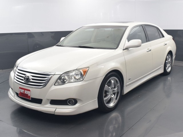 2009 Toyota Avalon XL's photo