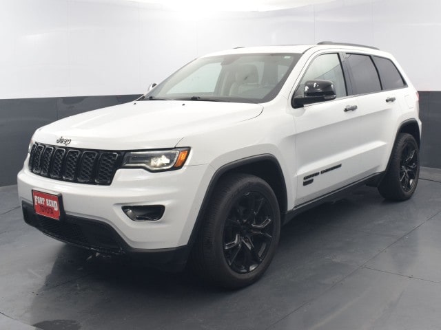 2017 Jeep Grand Cherokee Limited's photo