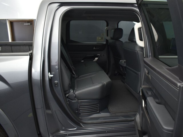 2023 Toyota Tundra Limited - Photo 9