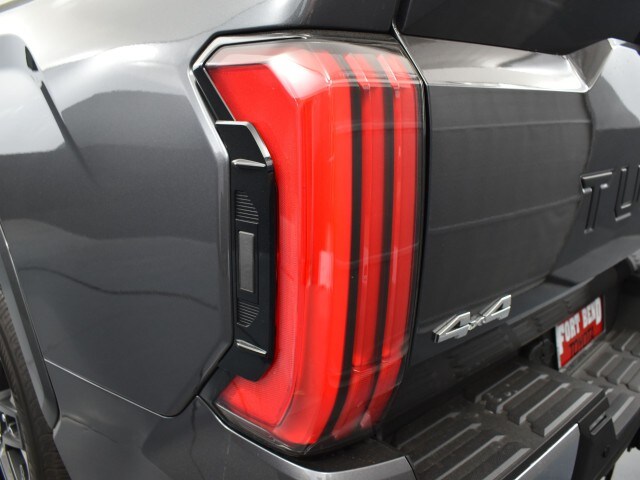 2023 Toyota Tundra Limited - Photo 20