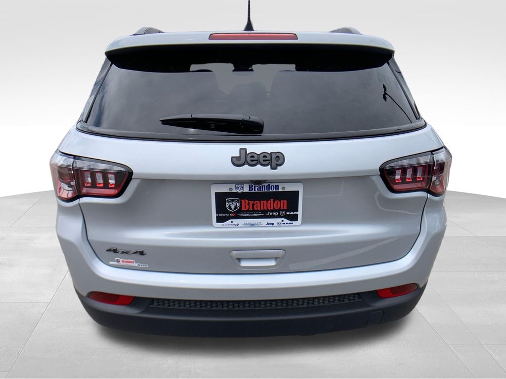 New 2026 Jeep Compass Latitude Sport Utility