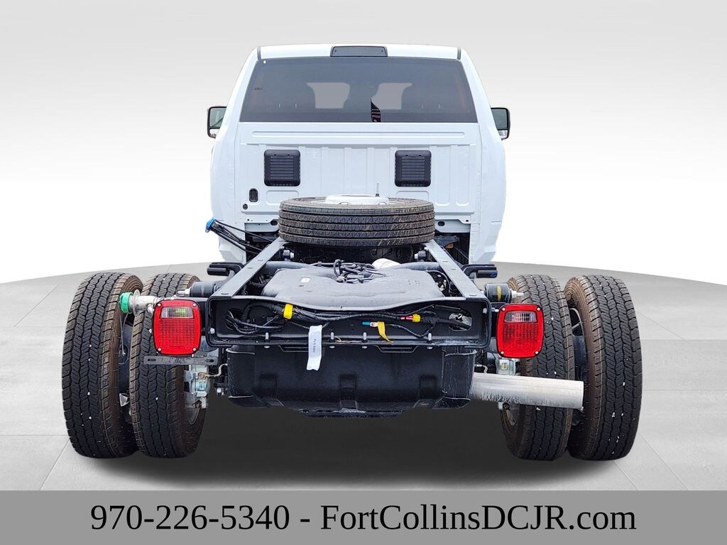 New 2025 Ram 5500 Chassis Cab 5500 TRADESMAN CHASSIS CREW CAB 4X4 84' CA Pickup