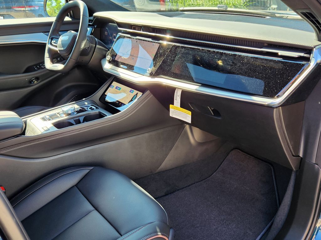 2025 Jeep Wagoneer S Launch Edition - Photo 17