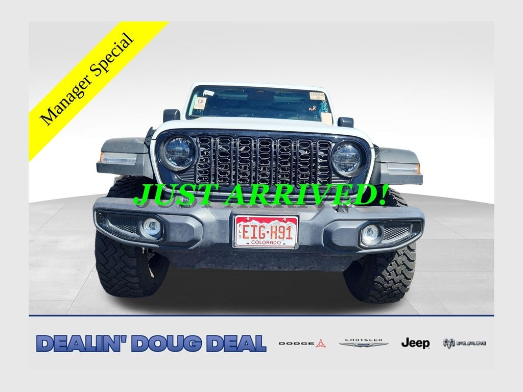 Used 2025 Jeep Wrangler Willys SUV