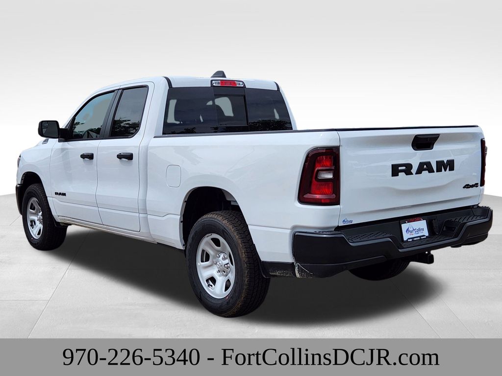 2025 Ram 1500 Tradesman photo 3