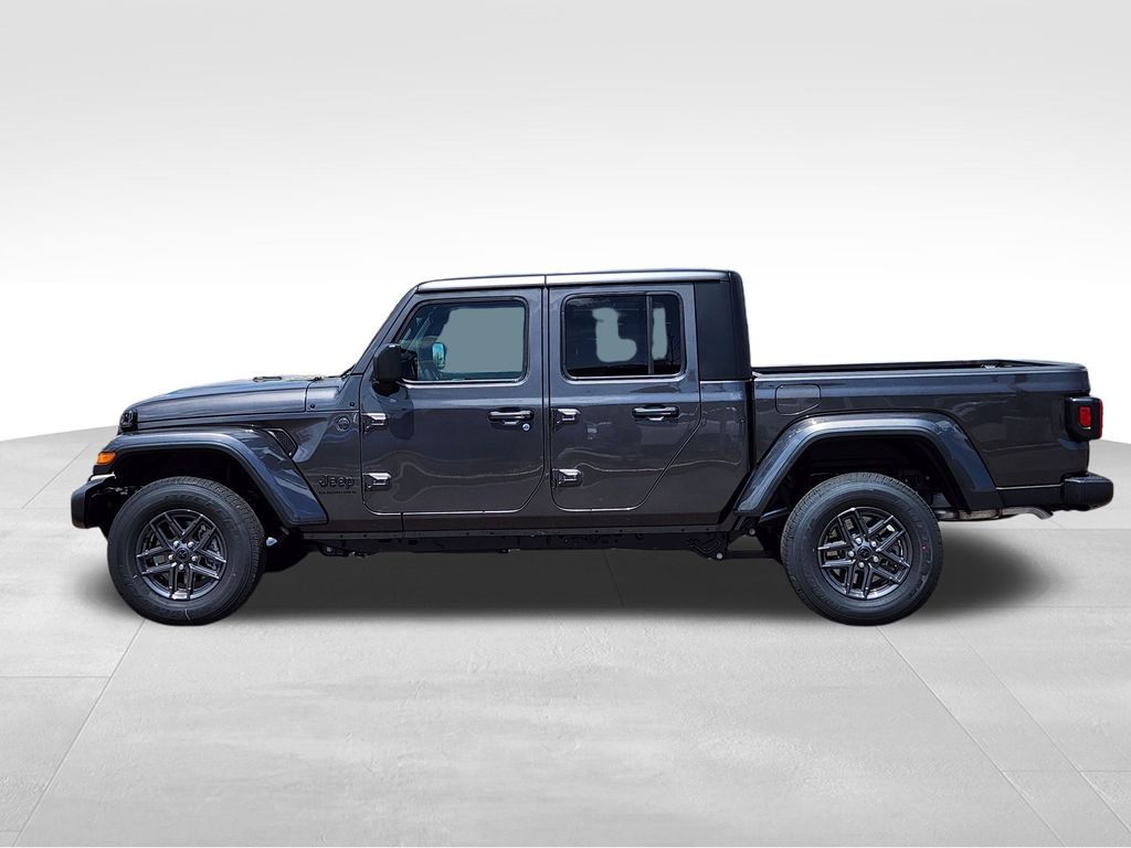 2025 Jeep Gladiator Sport S photo 2
