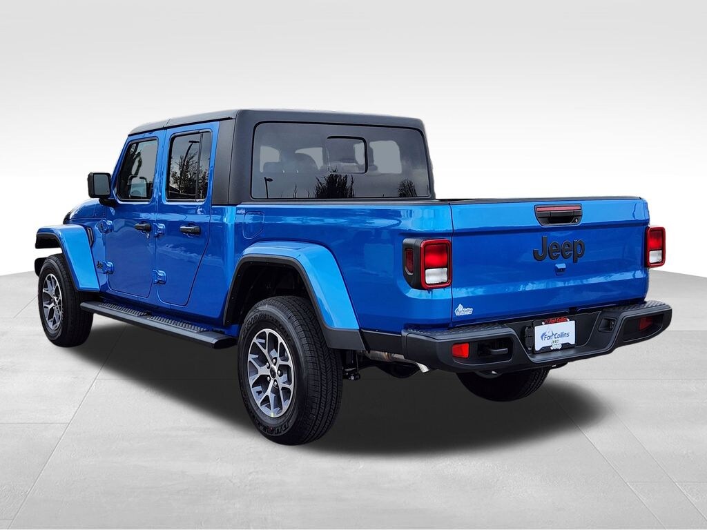 New 2025 Jeep Gladiator Sport Pickup