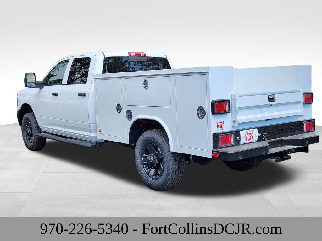 2025 Ram 3500 Tradesman photo 3