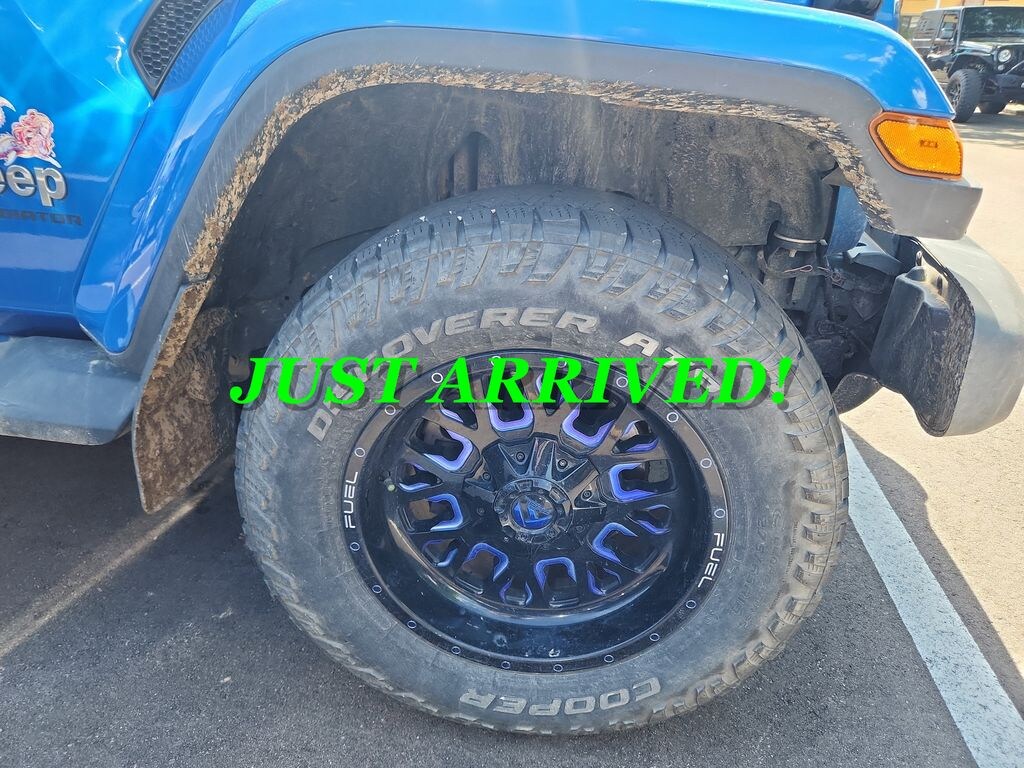 Used 2020 Jeep Gladiator Overland Truck Crew Cab