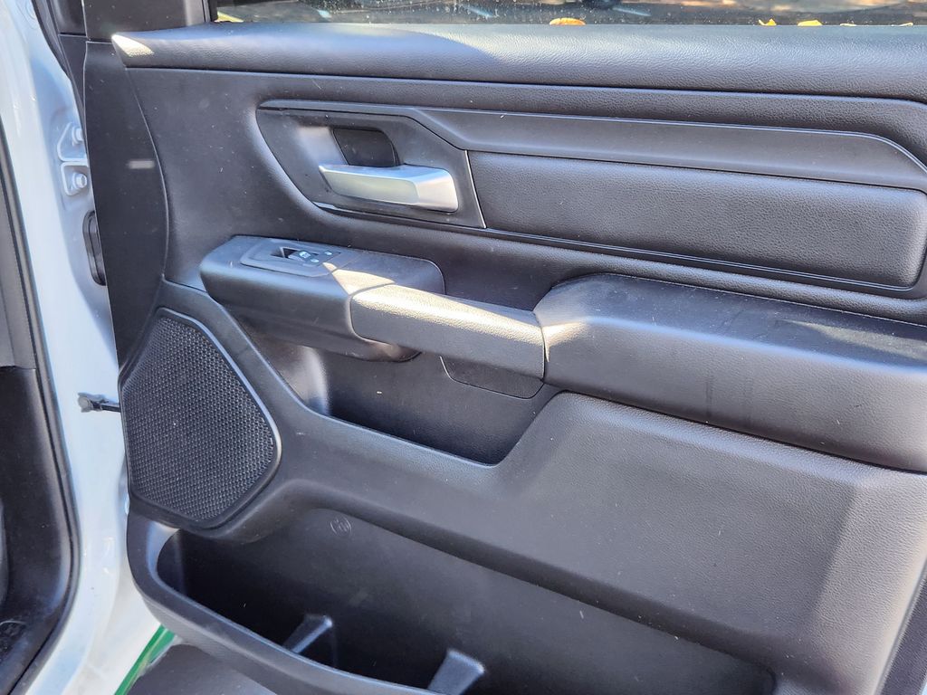 2025 RAM 1500 Tradesman - Photo 15