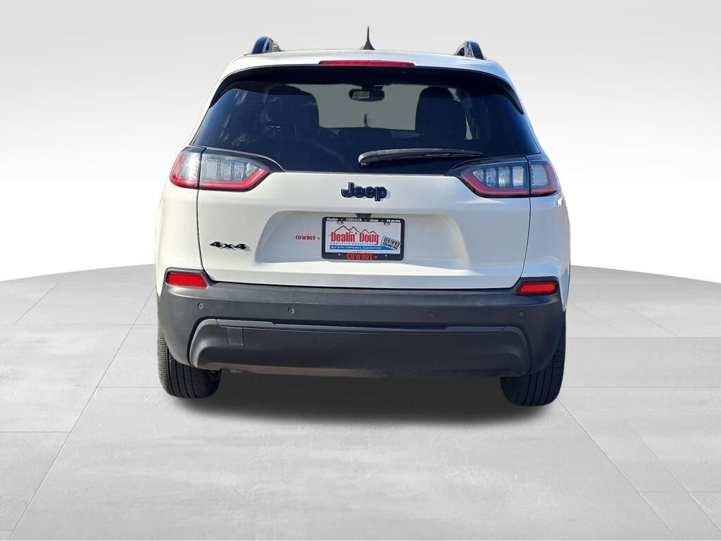 Used 2023 Jeep Cherokee Altitude SUV