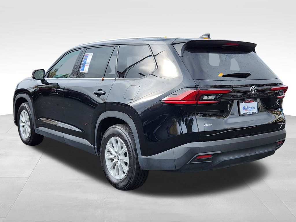 2025 Toyota Grand Highlander Limited photo 3
