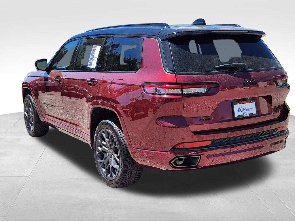 2023 Jeep Grand Cherokee L Summit photo 3