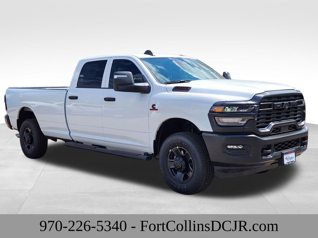 2025 Ram 3500 Tradesman photo 4