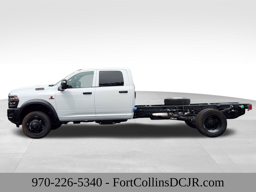New 2025 Ram 5500 Chassis Cab 5500 TRADESMAN CHASSIS CREW CAB 4X4 84' CA Pickup