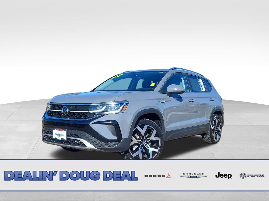 2022 Volkswagen Taos SEL's photo
