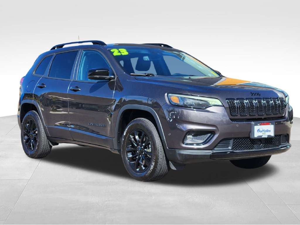 Used 2023 Jeep Cherokee Altitude SUV