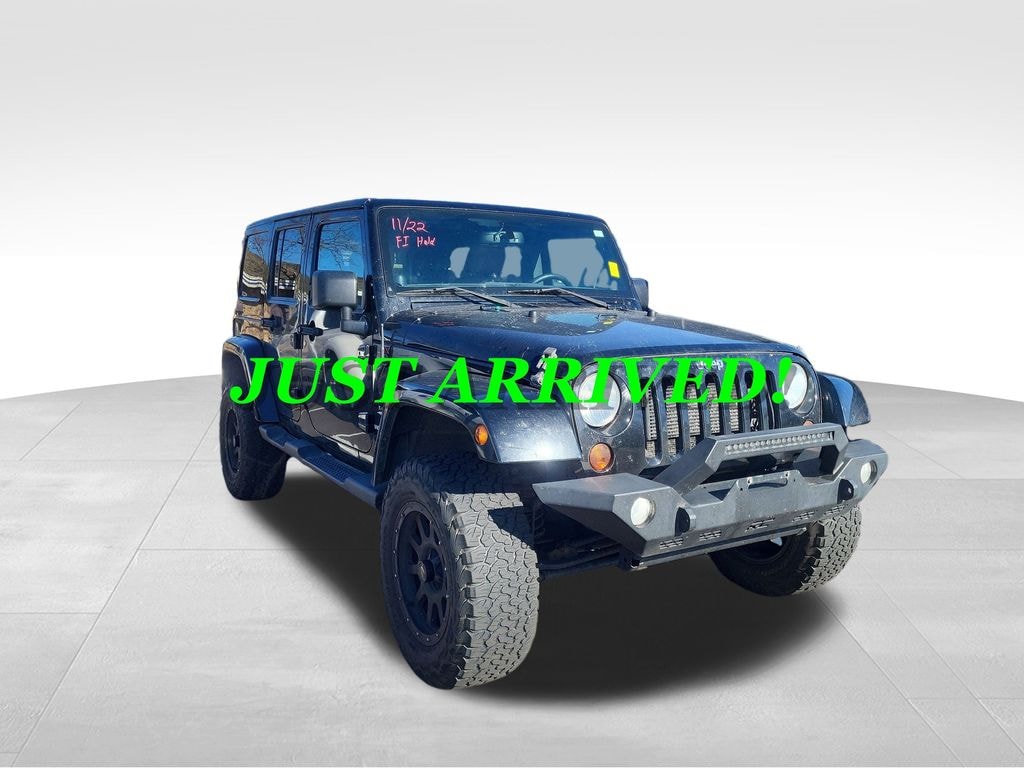 Used 2013 Jeep Wrangler Unlimited Sahara SUV