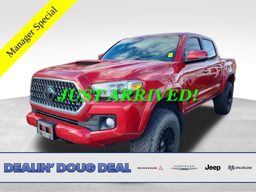 2018 Toyota Tacoma TRD Sport's photo