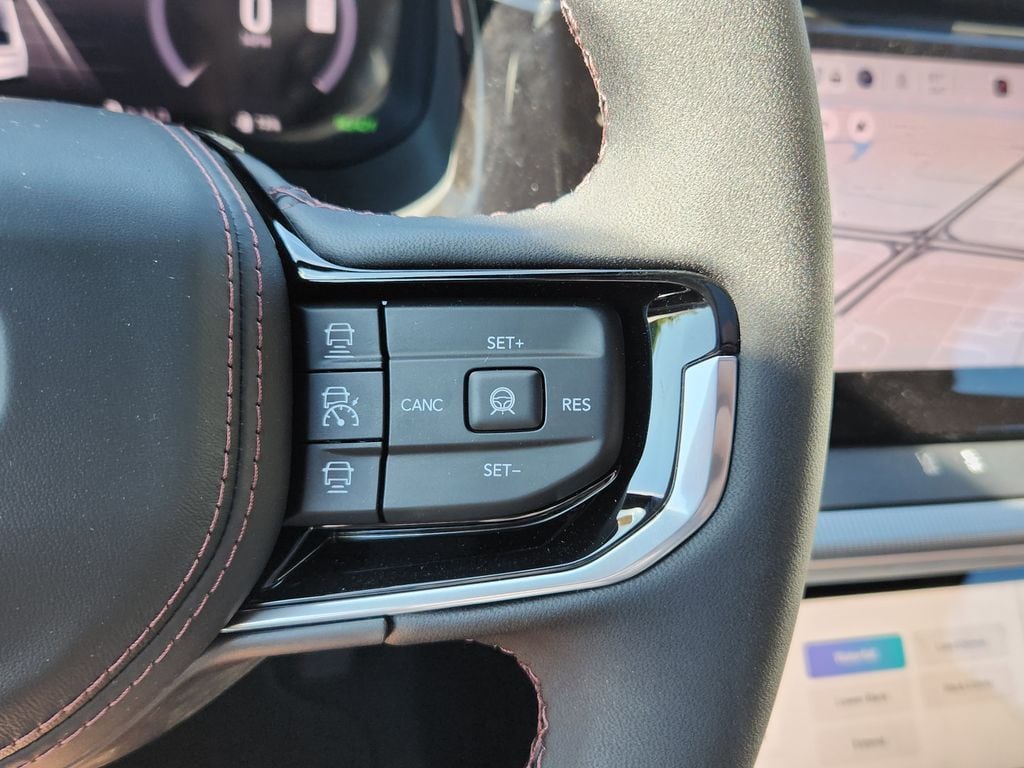 2025 Jeep Wagoneer S Launch Edition - Photo 23