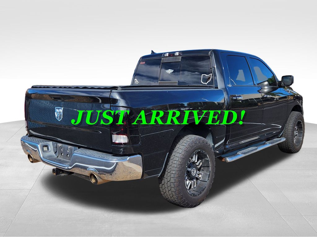 2015 Ram 1500 Big Horn photo 2