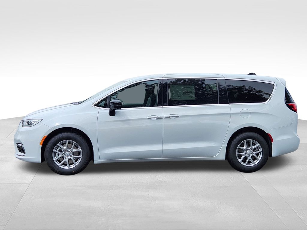 New 2026 Chrysler Pacifica Select Passenger Van