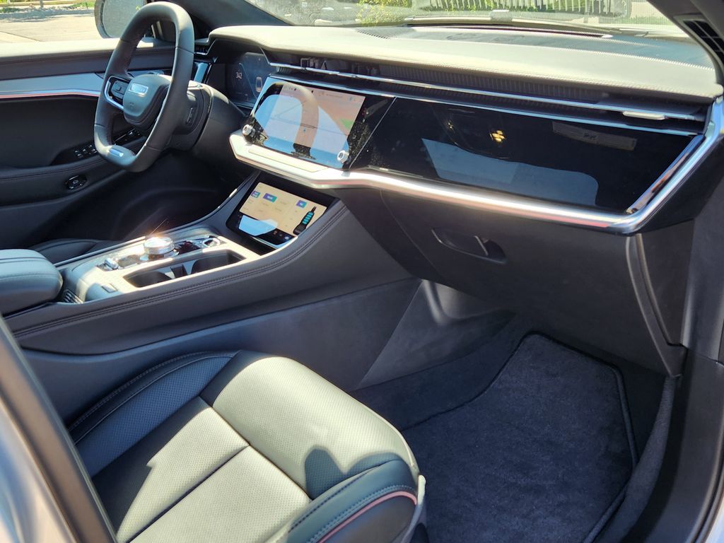 2025 Jeep Wagoneer S Launch Edition - Photo 17