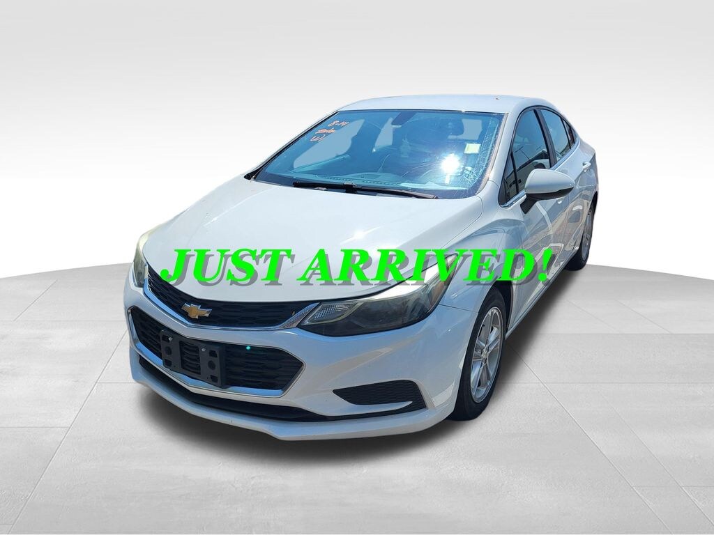 Used 2016 Chevrolet Cruze LT Sedan