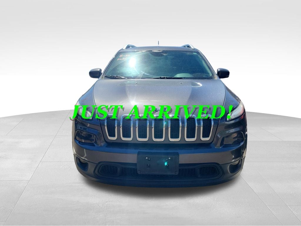 Used 2017 Jeep Cherokee Latitude with VIN 1C4PJMCS8HW605960 for sale in Fort Collins, CO